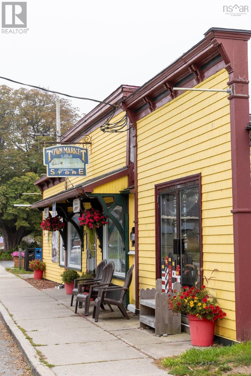 15 North Street - Photo 4 of 49, Lockeport, Nova Scotia