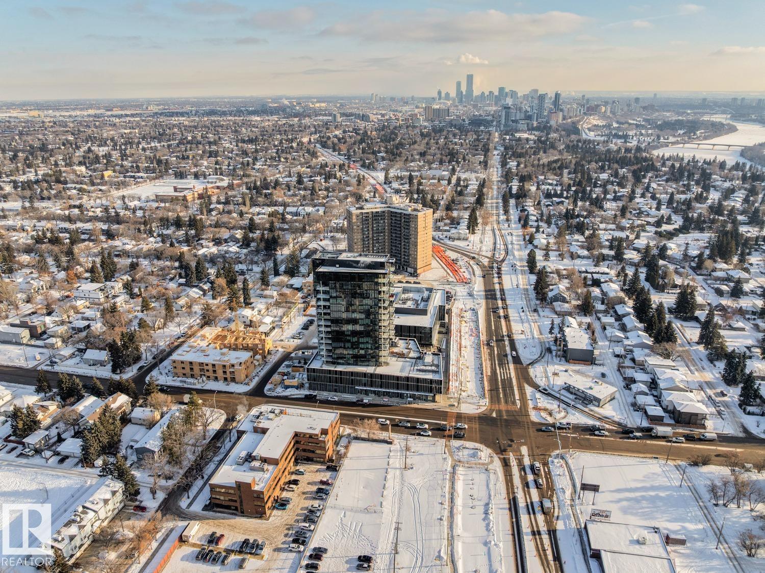 #14204 14206 14208 14210 103 AV NW, Edmonton