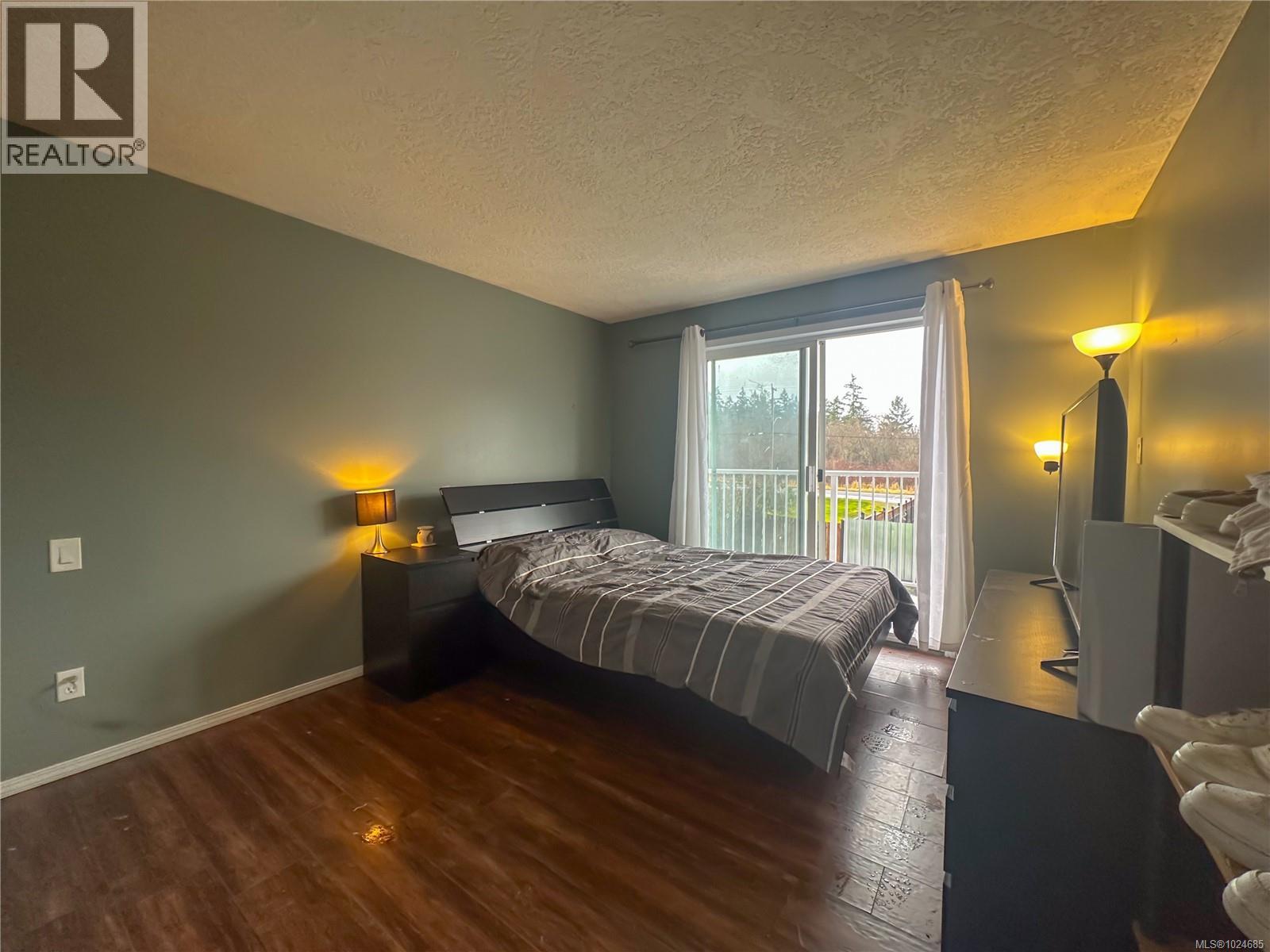 2 1587 Joan Ave, Crofton