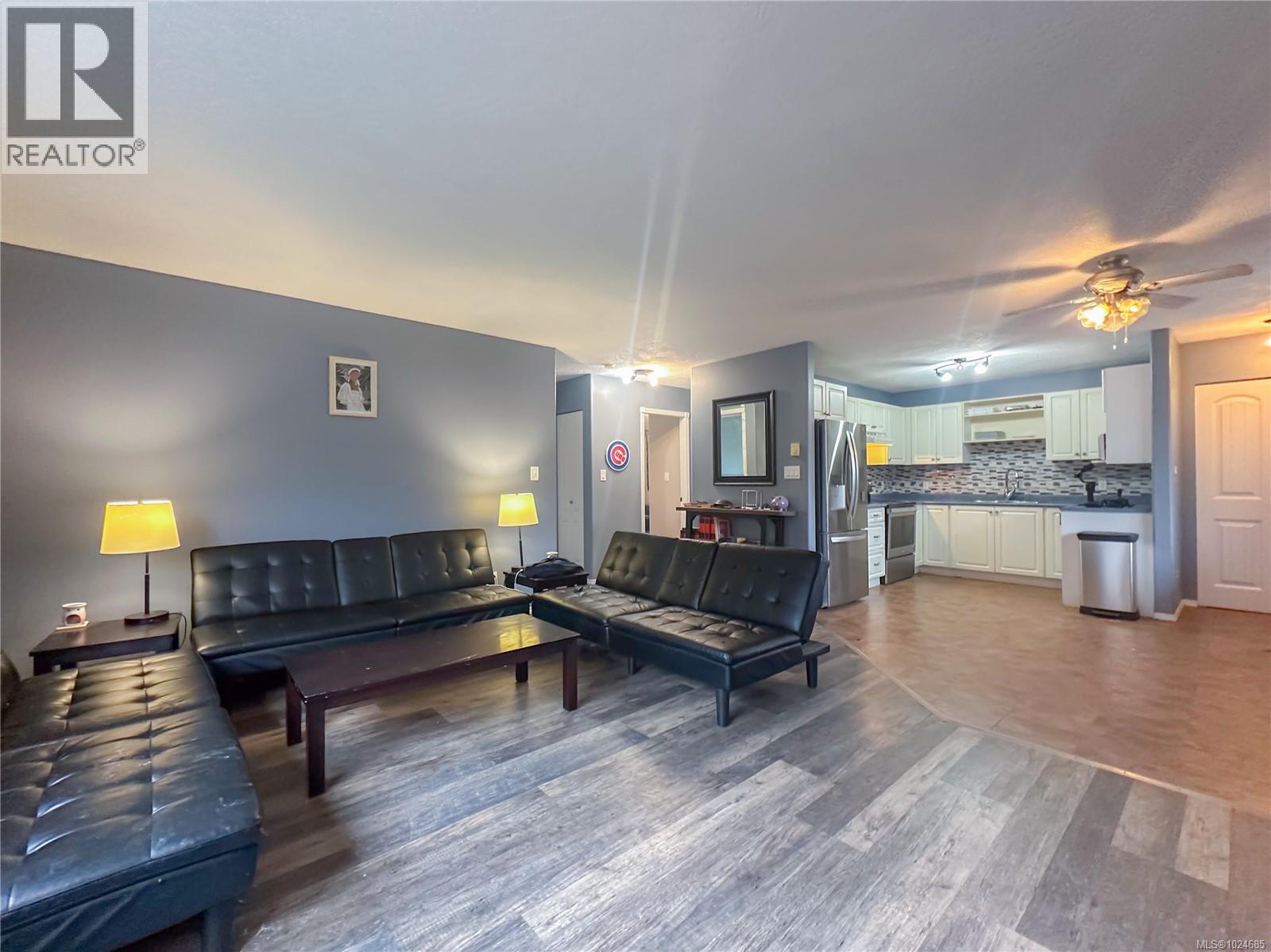 2 1587 Joan Ave, Crofton