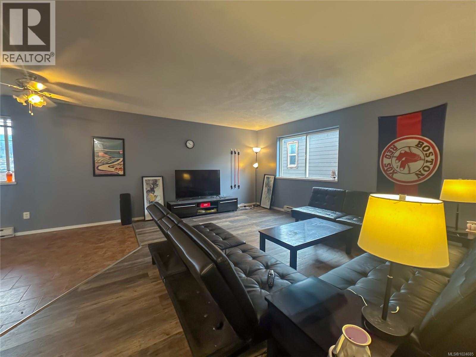 2 1587 Joan Ave, Crofton