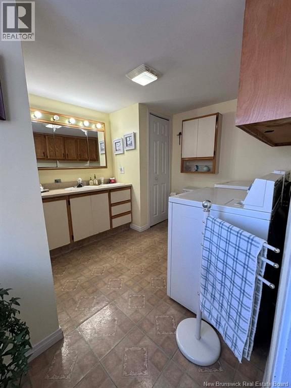 38 39TH AVENUE - 10