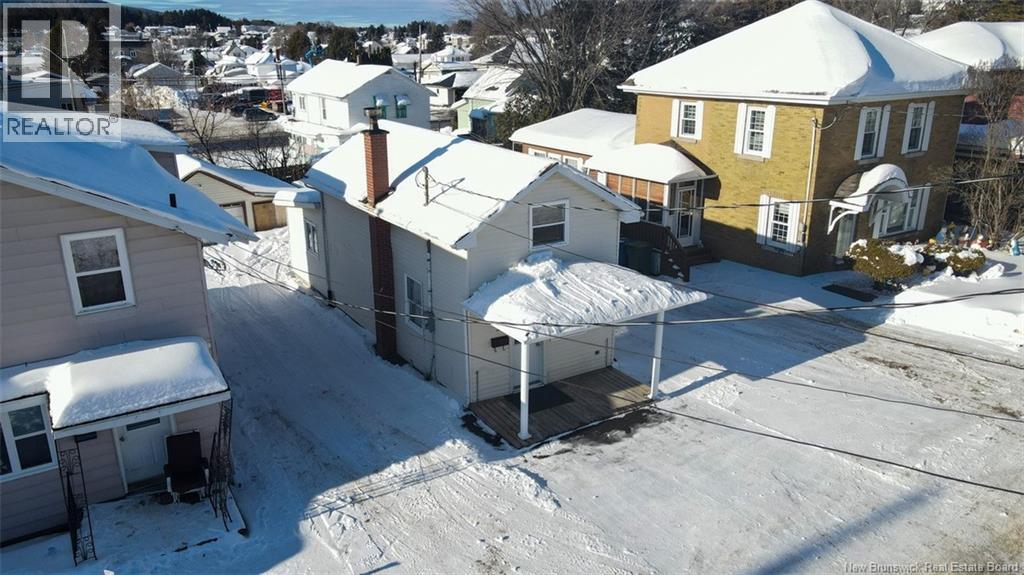 38 39TH AVENUE - 14