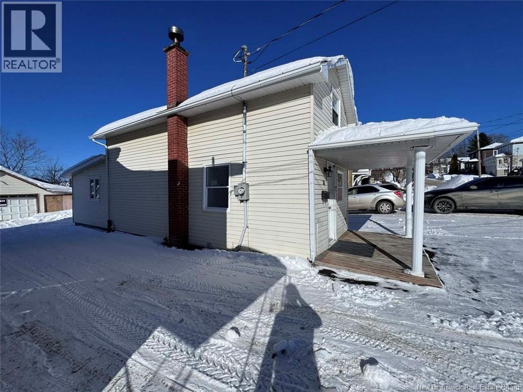38 39TH AVENUE - 15