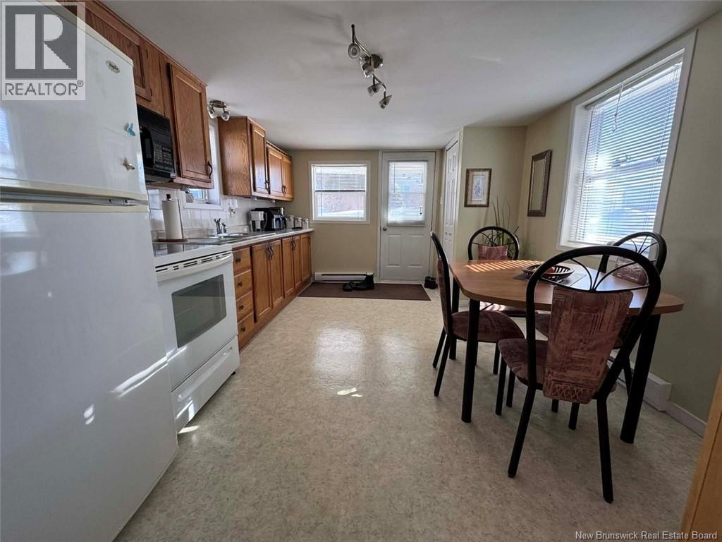 38 39TH AVENUE - 2