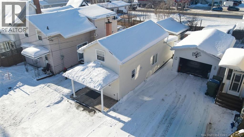 38 39TH AVENUE - 22