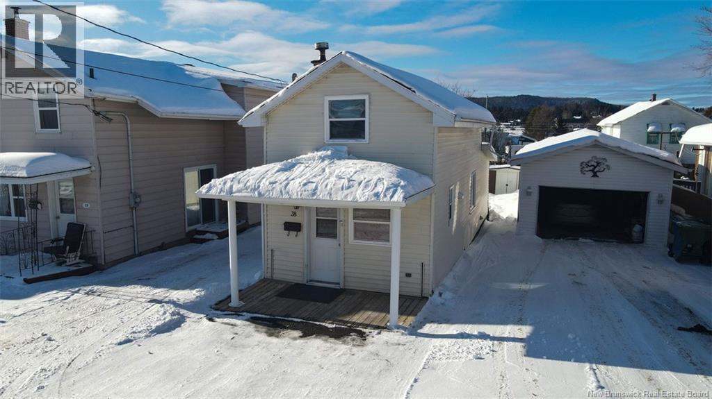 38 39TH AVENUE - 23