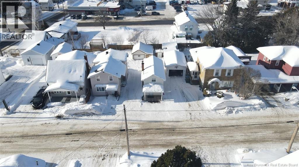 38 39TH AVENUE - 25