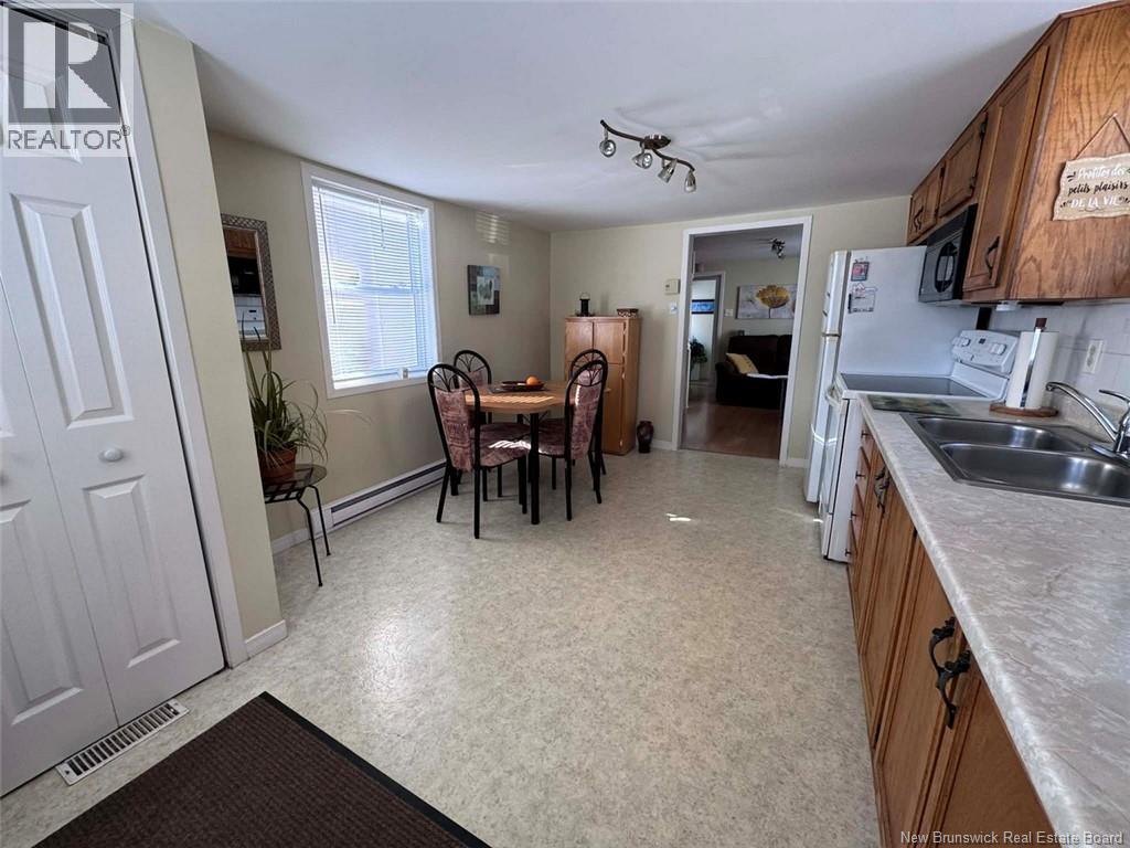 38 39TH AVENUE - 3
