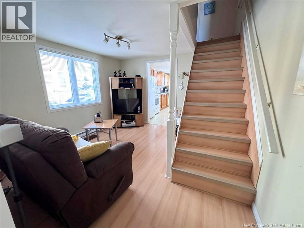 38 39TH AVENUE - 7