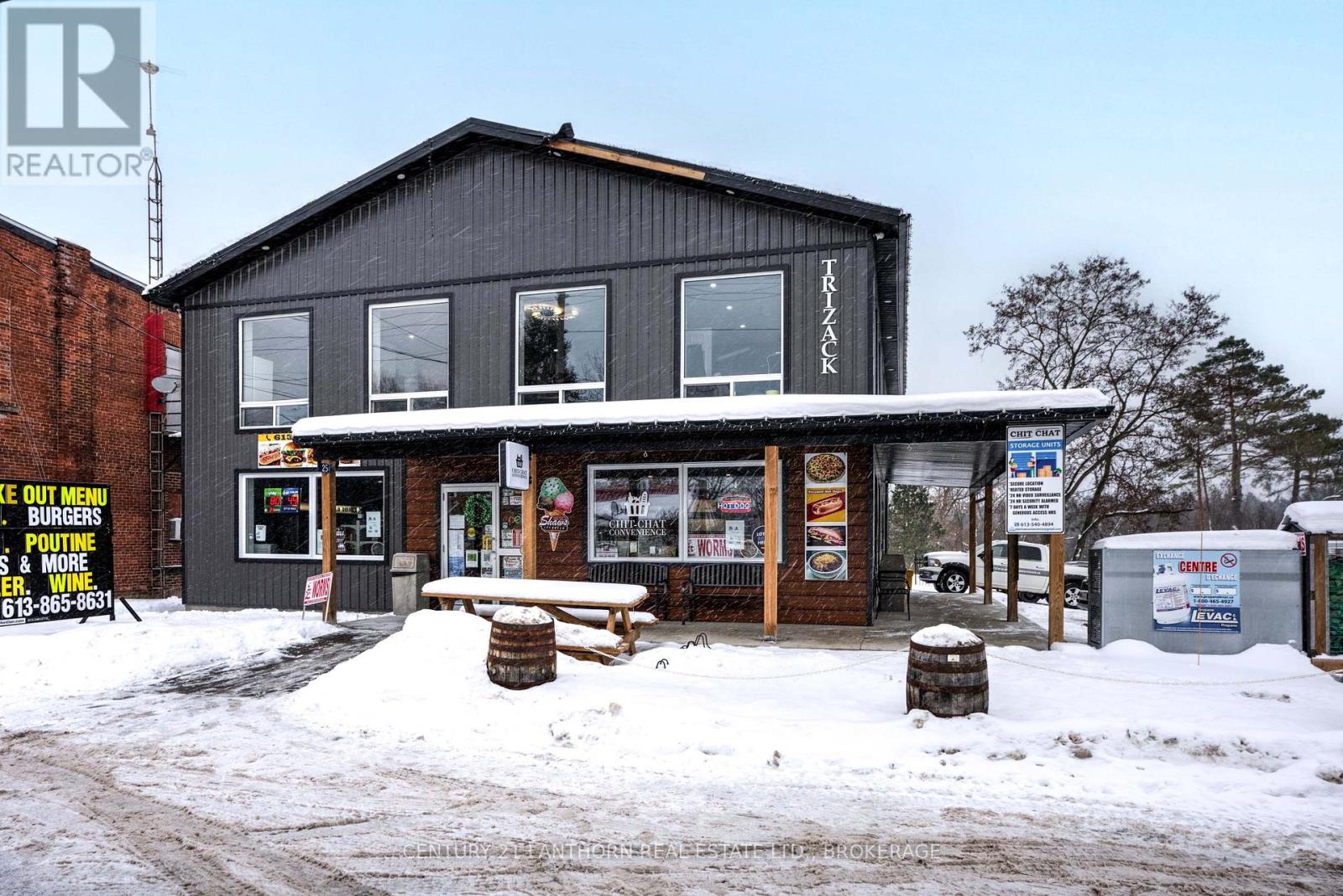 25 Main Street West Front