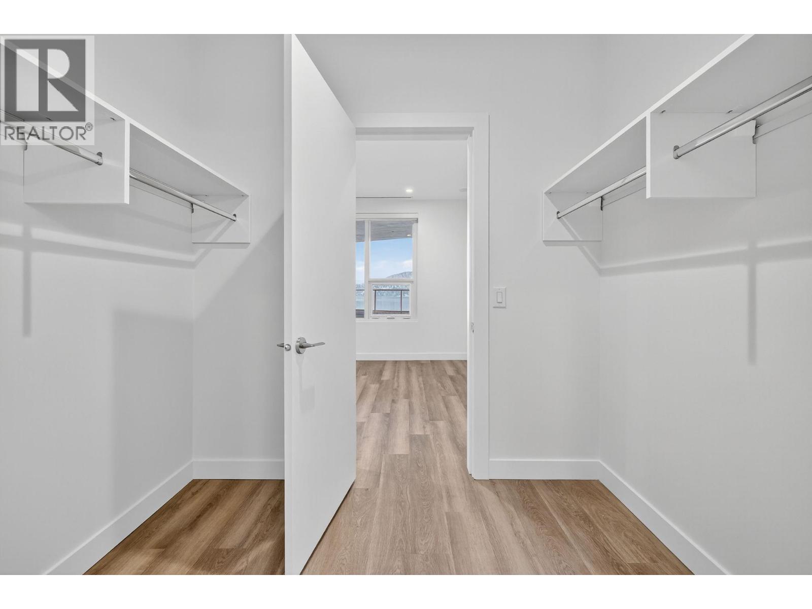 612 3340 Lakeshore Road, Kelowna