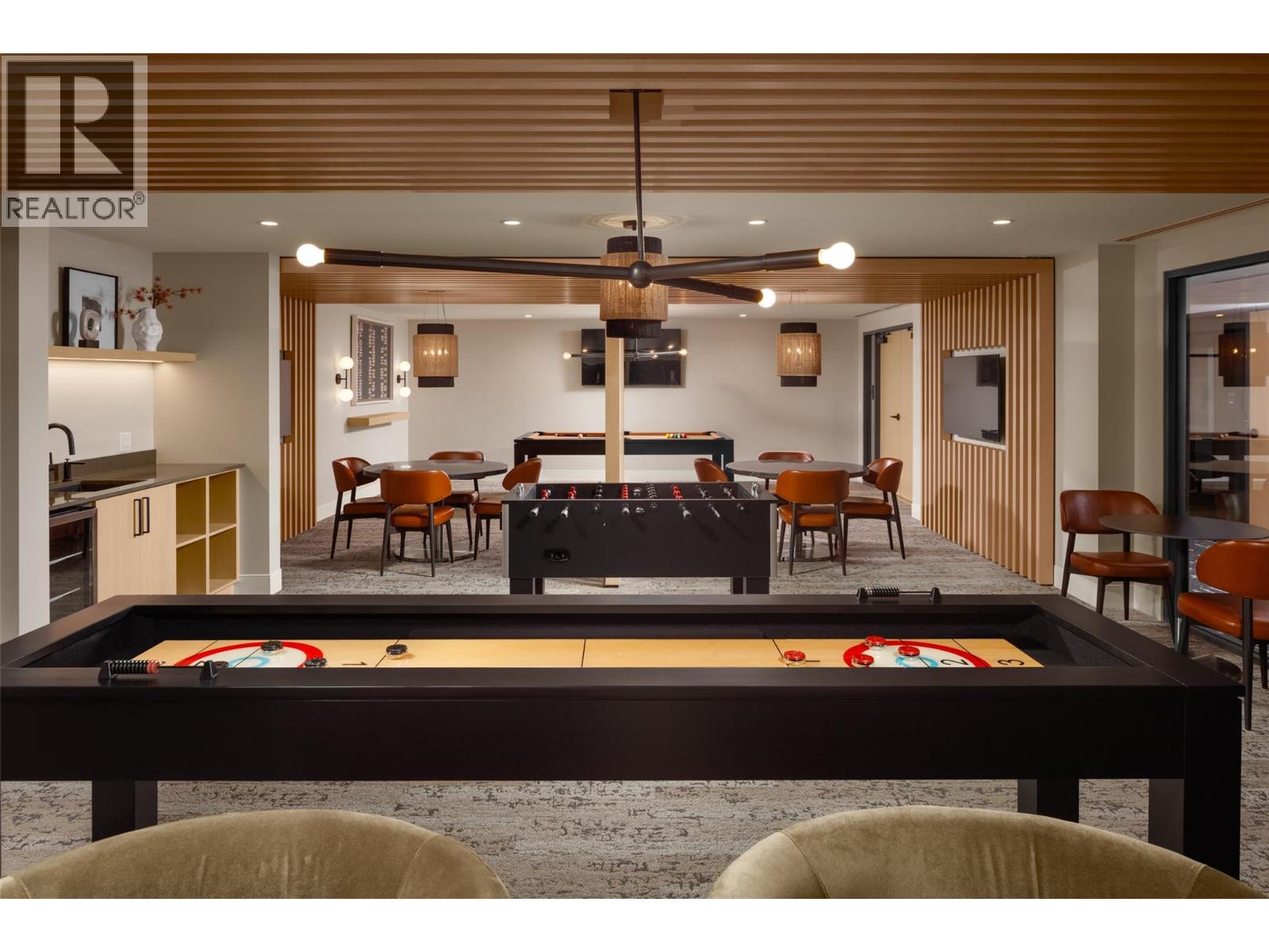 612 3340 Lakeshore Road, Kelowna