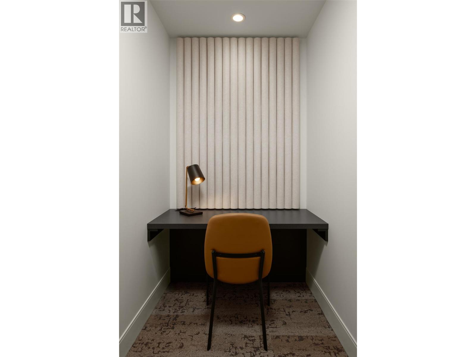 612 3340 Lakeshore Road, Kelowna