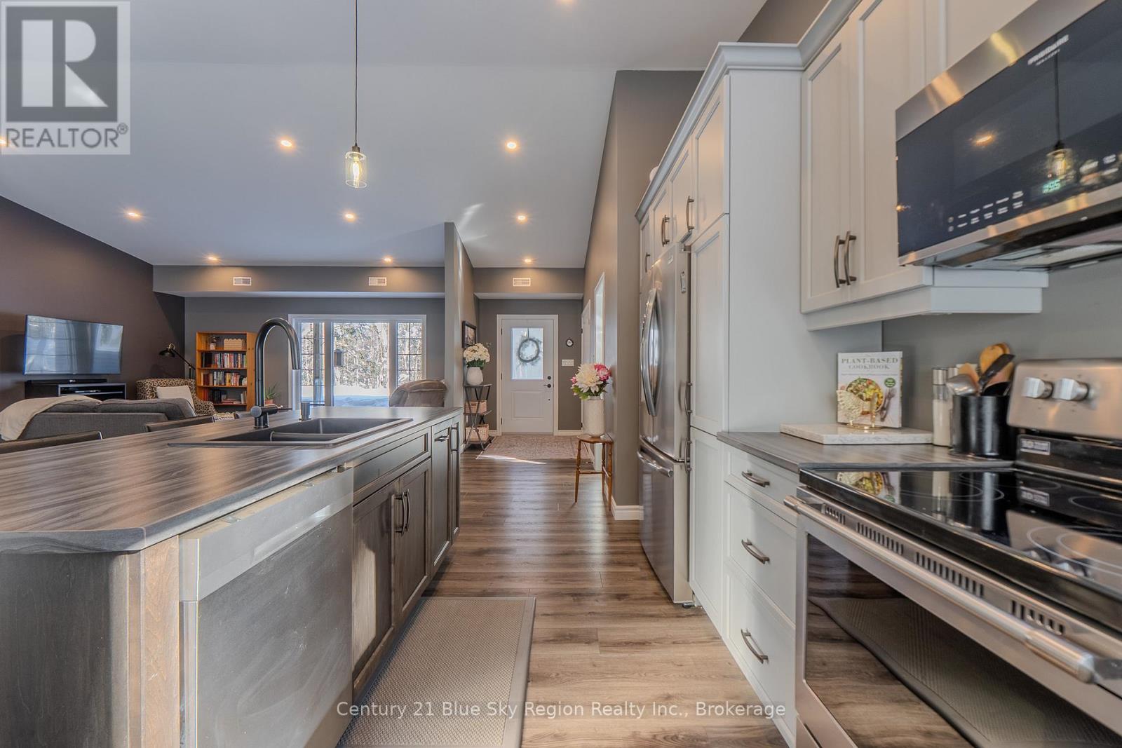 75 HILLSIDE LAKE ROAD - Photo 5 of 30, North Bay (Airport), Ontario