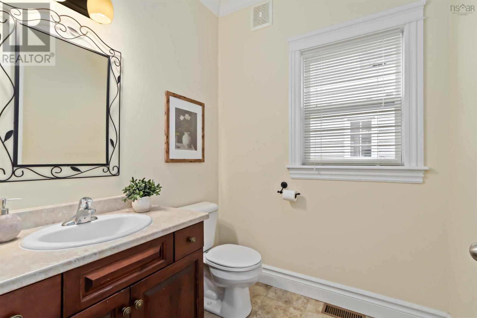 Property 14 of 48 of 167 Ravines Drive