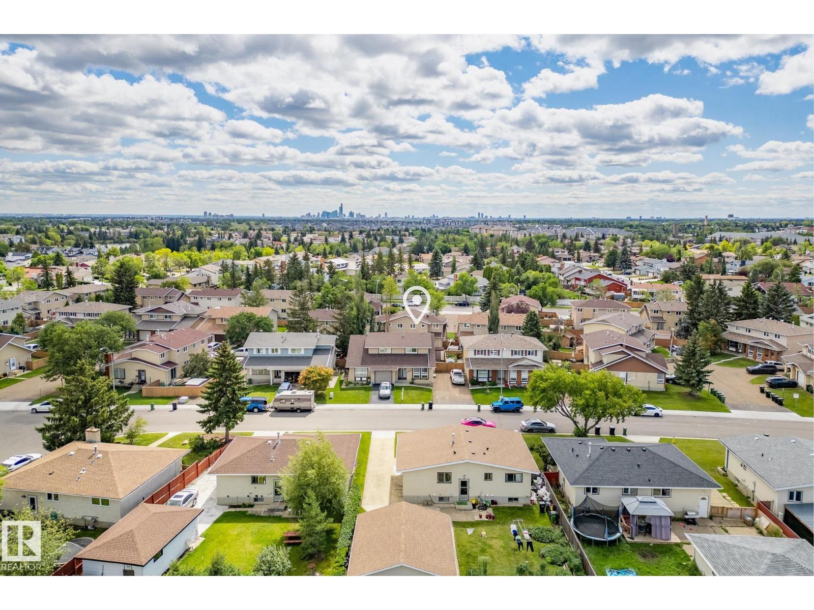 11005 162A AV NW, Edmonton