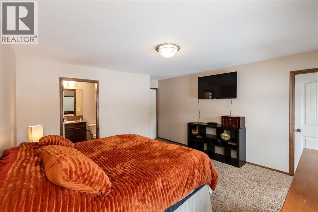 4828 55 Boulevard Close, Innisfail