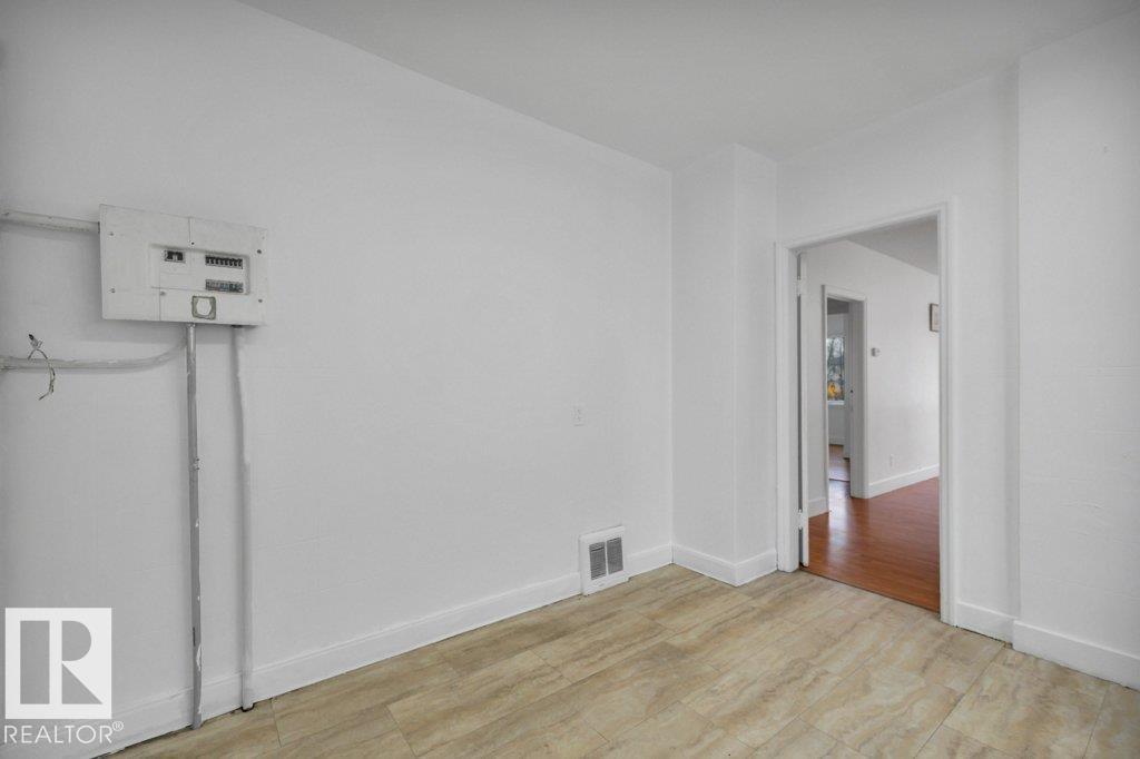 10844 97 ST NW - 11