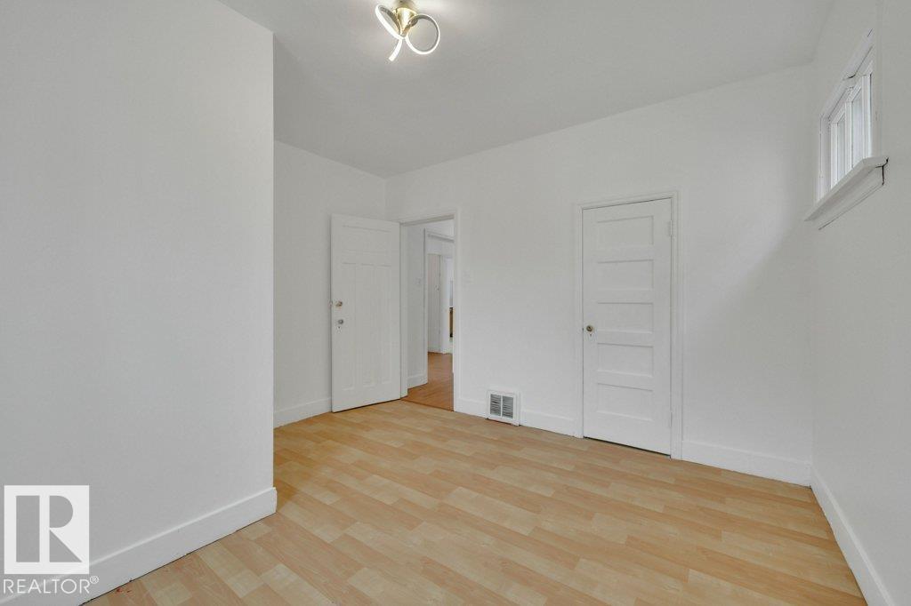 10844 97 ST NW - 19