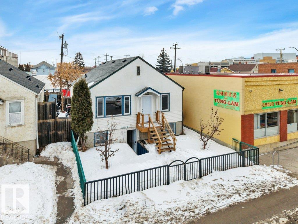 10844 97 ST NW - 33