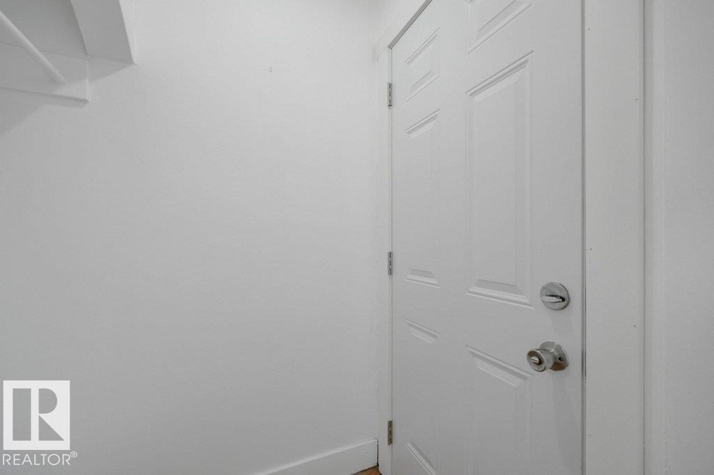 10844 97 ST NW - 4