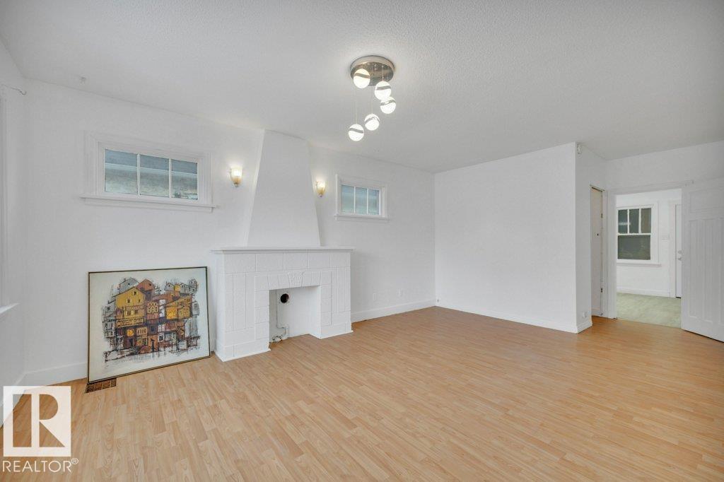 10844 97 ST NW - 5