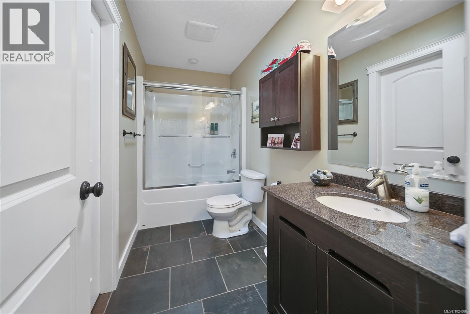 1 3969 Compton Rd, Port Alberni