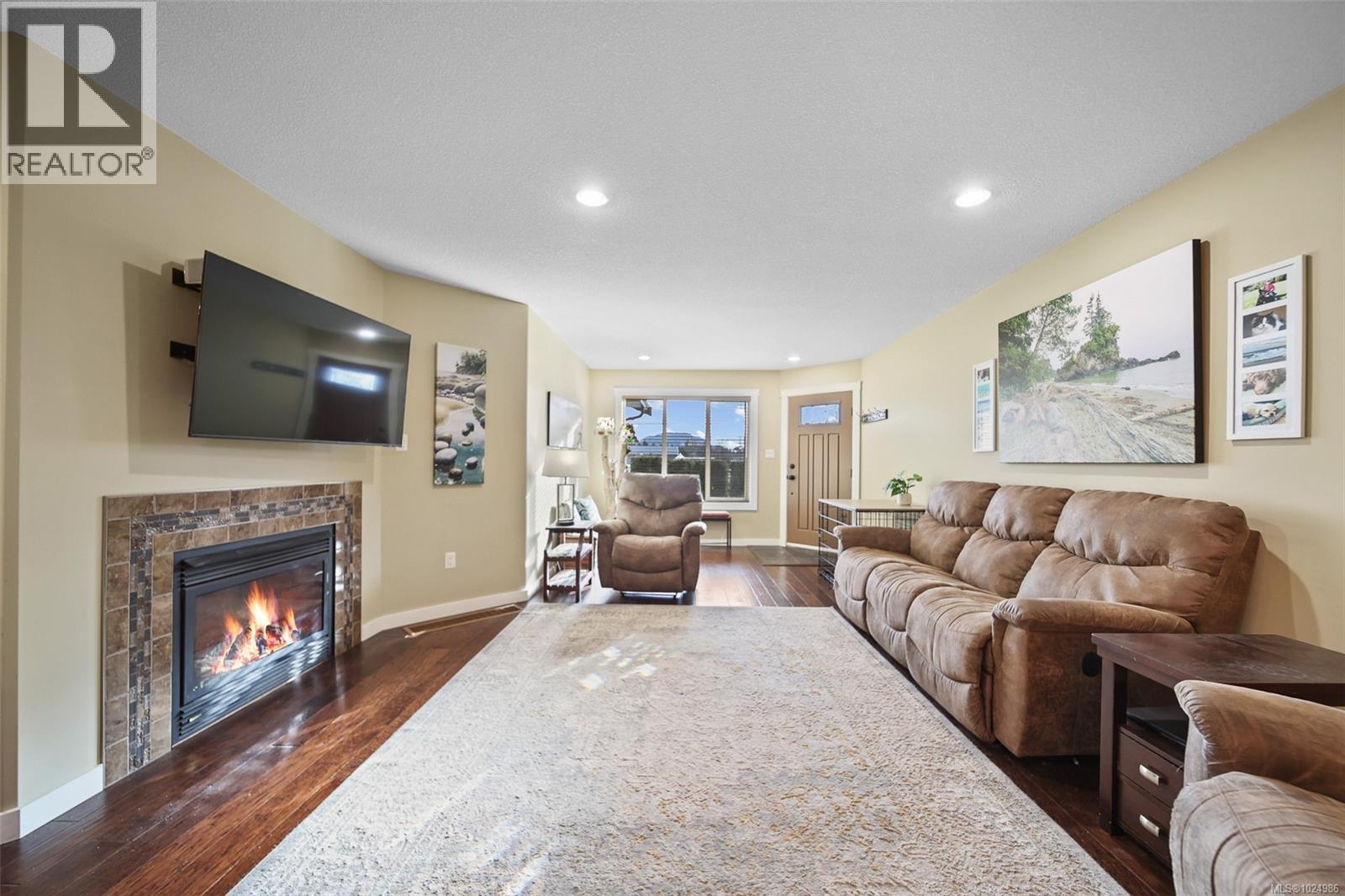 1 3969 Compton Rd, Port Alberni