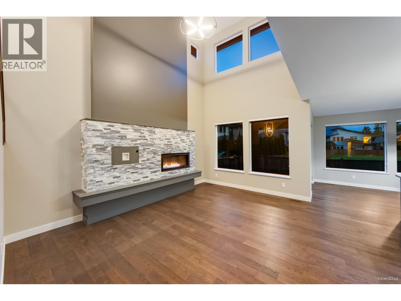 39340 FALCON CRESCENT, Squamish