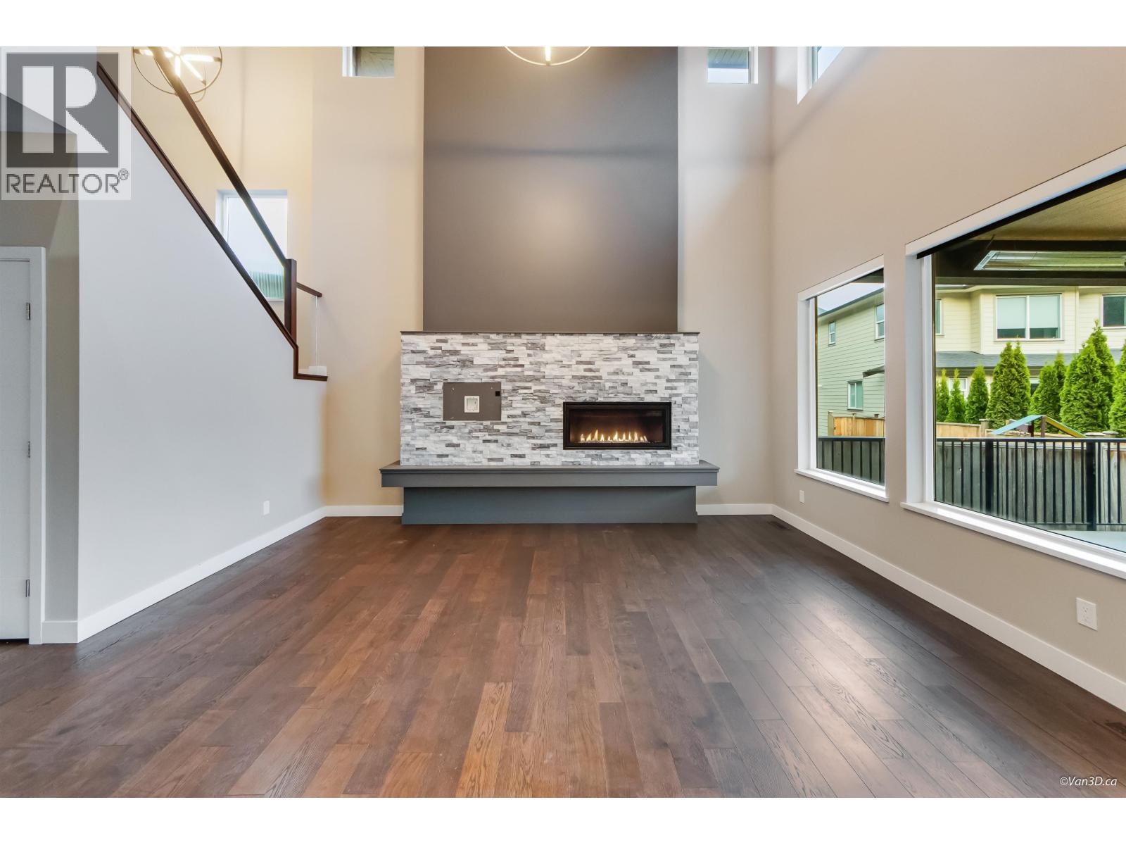 39340 FALCON CRESCENT, Squamish