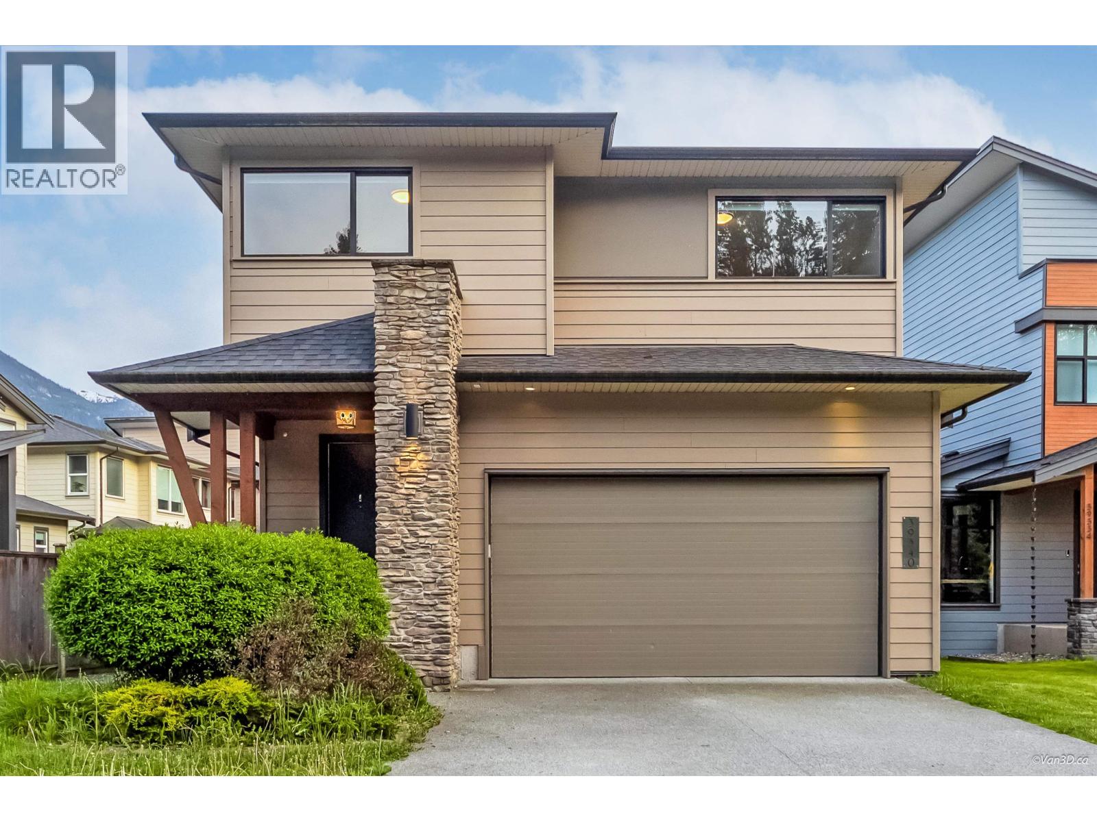 39340 FALCON CRESCENT, Squamish