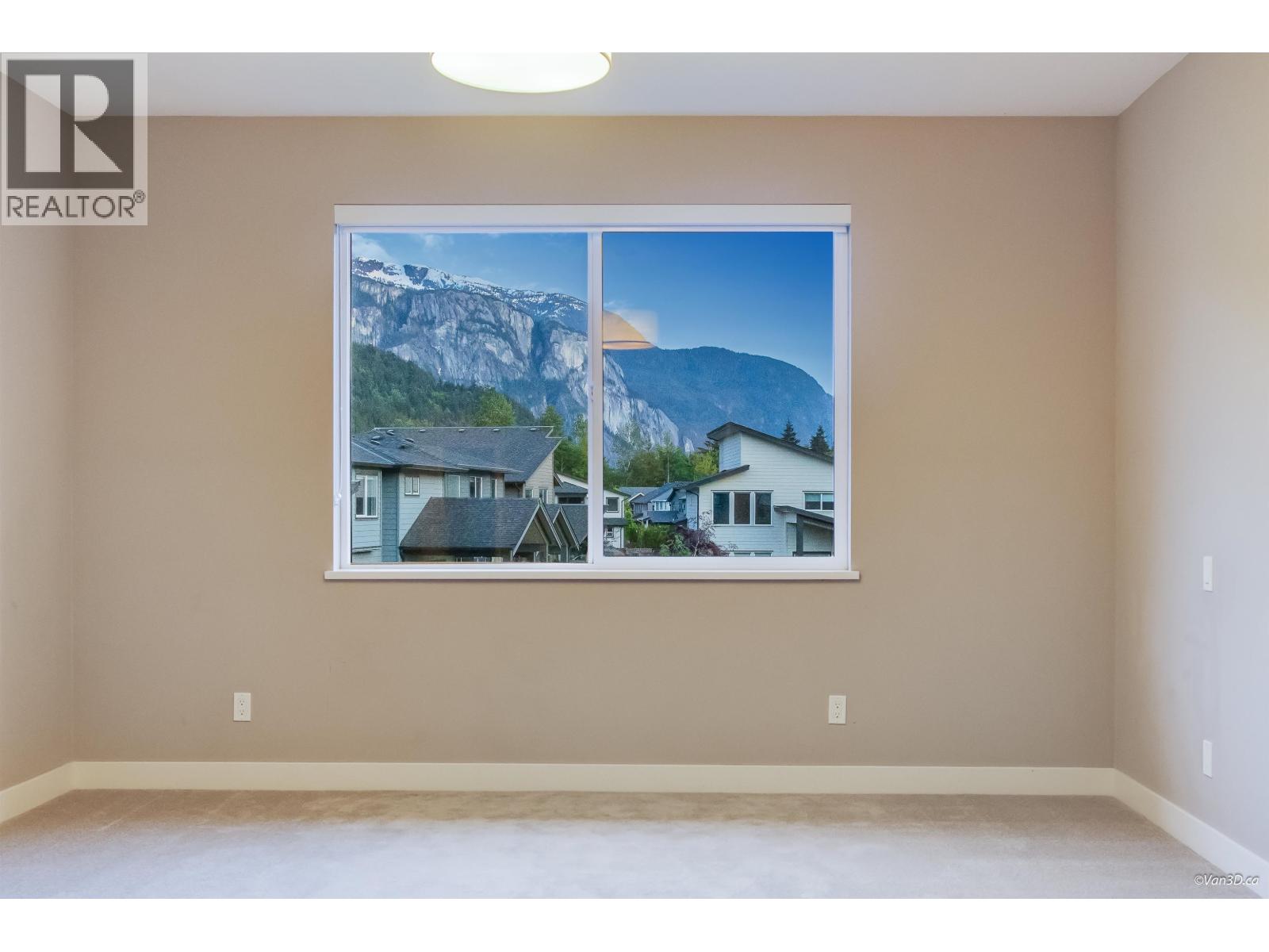 39340 FALCON CRESCENT, Squamish