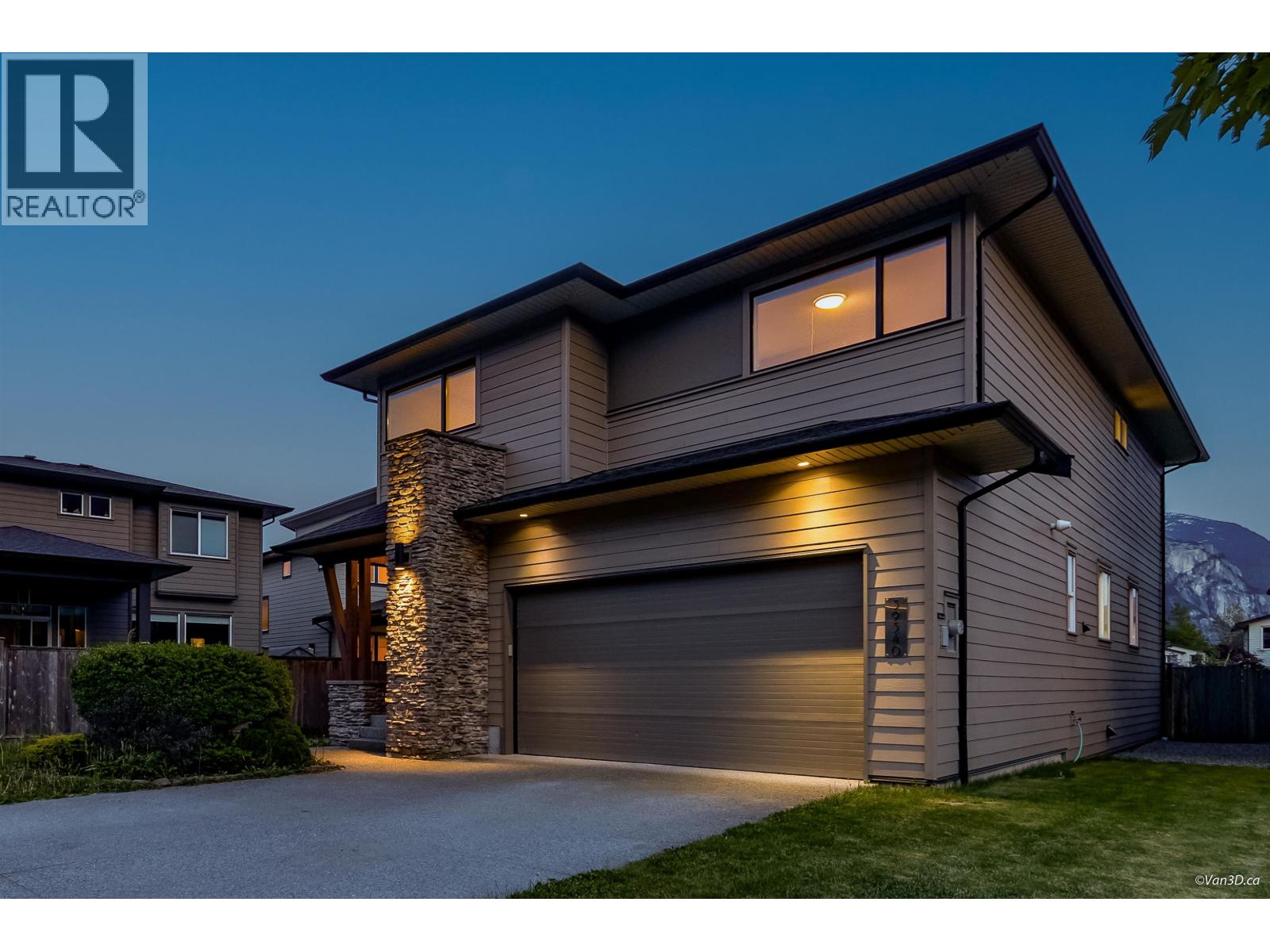 39340 FALCON CRESCENT, Squamish