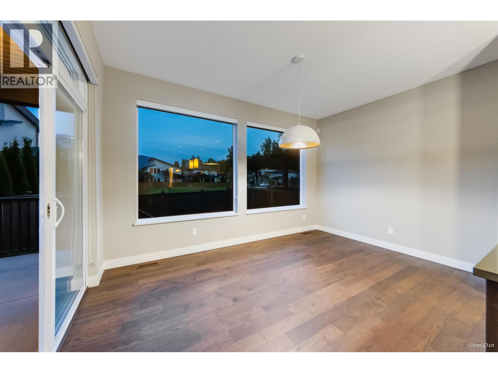 39340 FALCON CRESCENT, Squamish