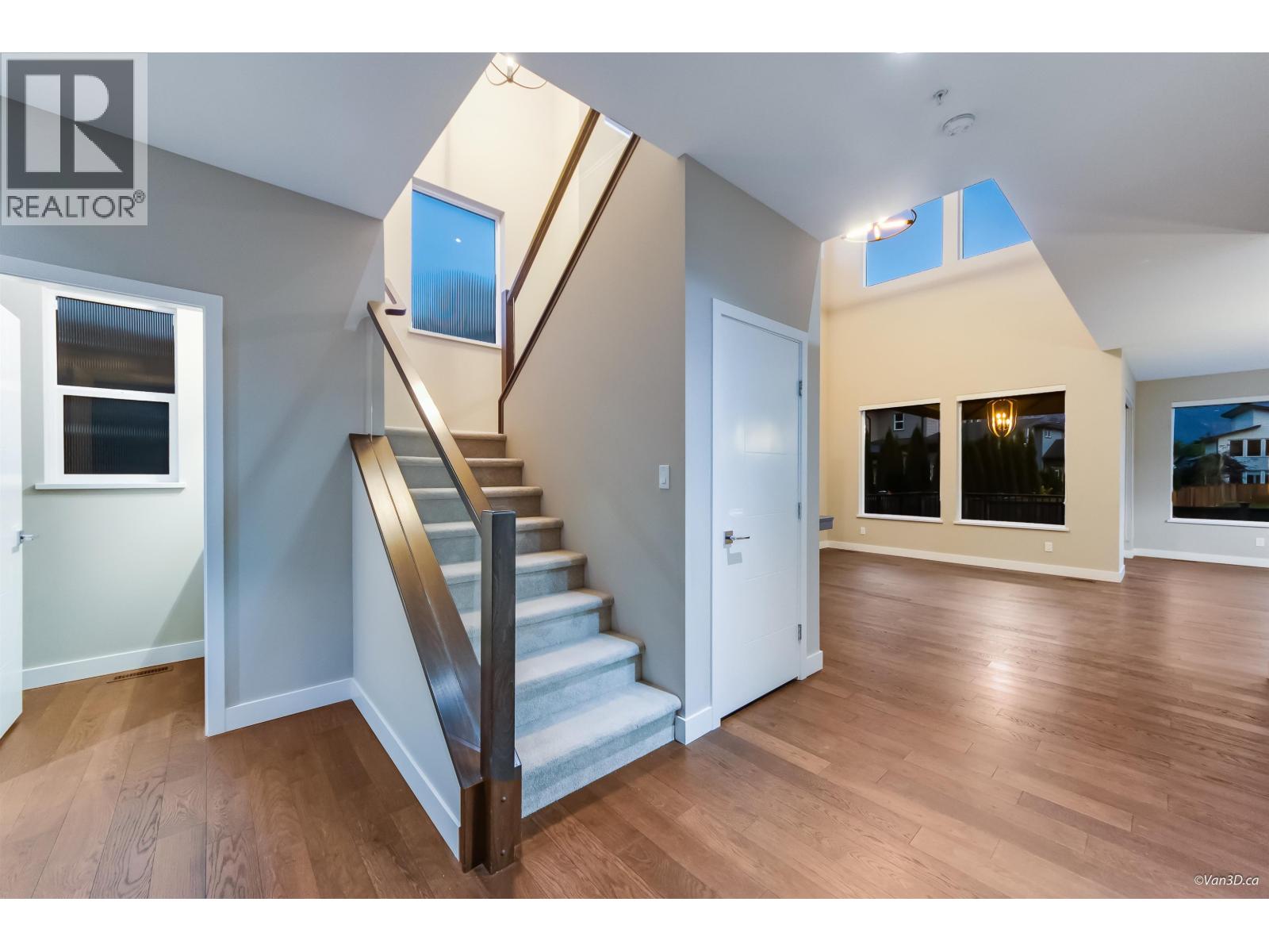 39340 FALCON CRESCENT, Squamish