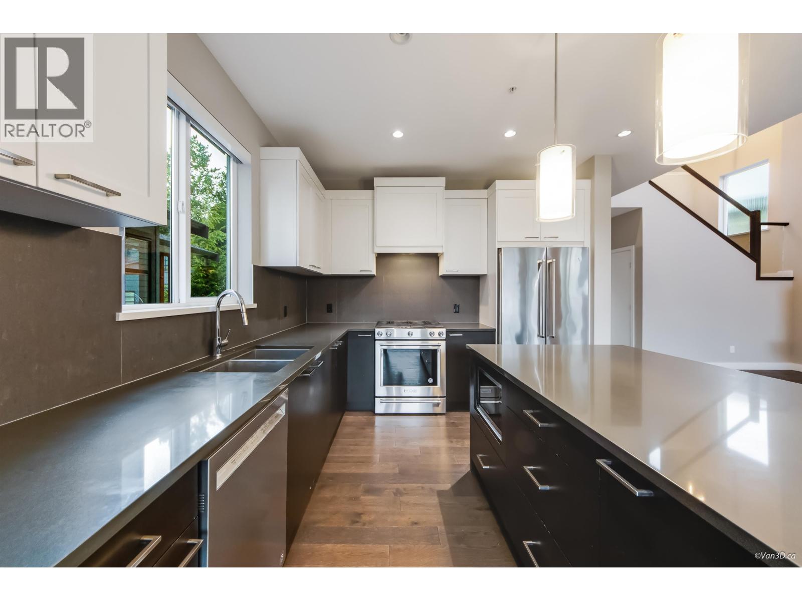 39340 FALCON CRESCENT, Squamish