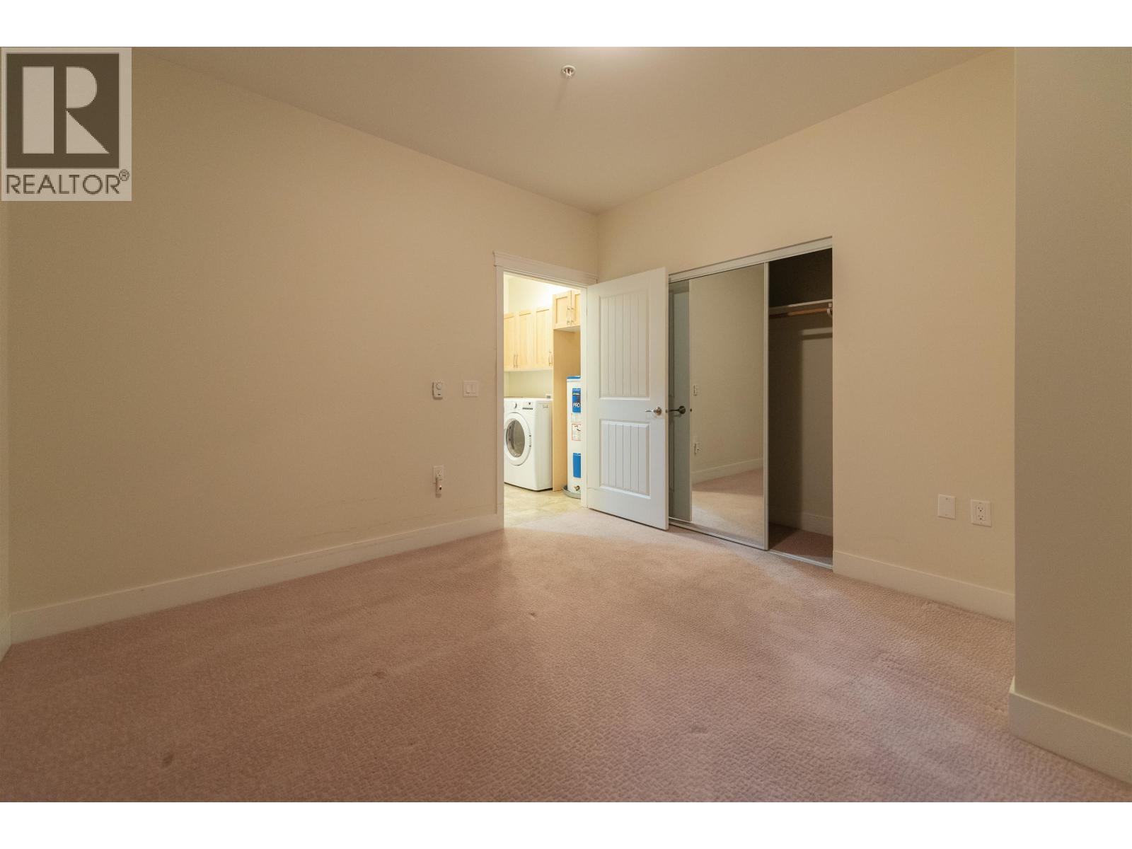 110 518 SHAW ROAD, Gibsons