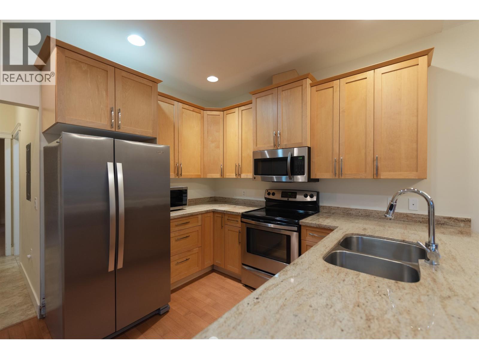 110 518 SHAW ROAD, Gibsons