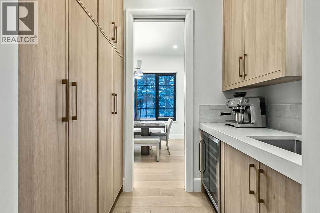 Single Family House Bungalow for Sale in  Lissington Drive SW North Glenmore Park Calgary 