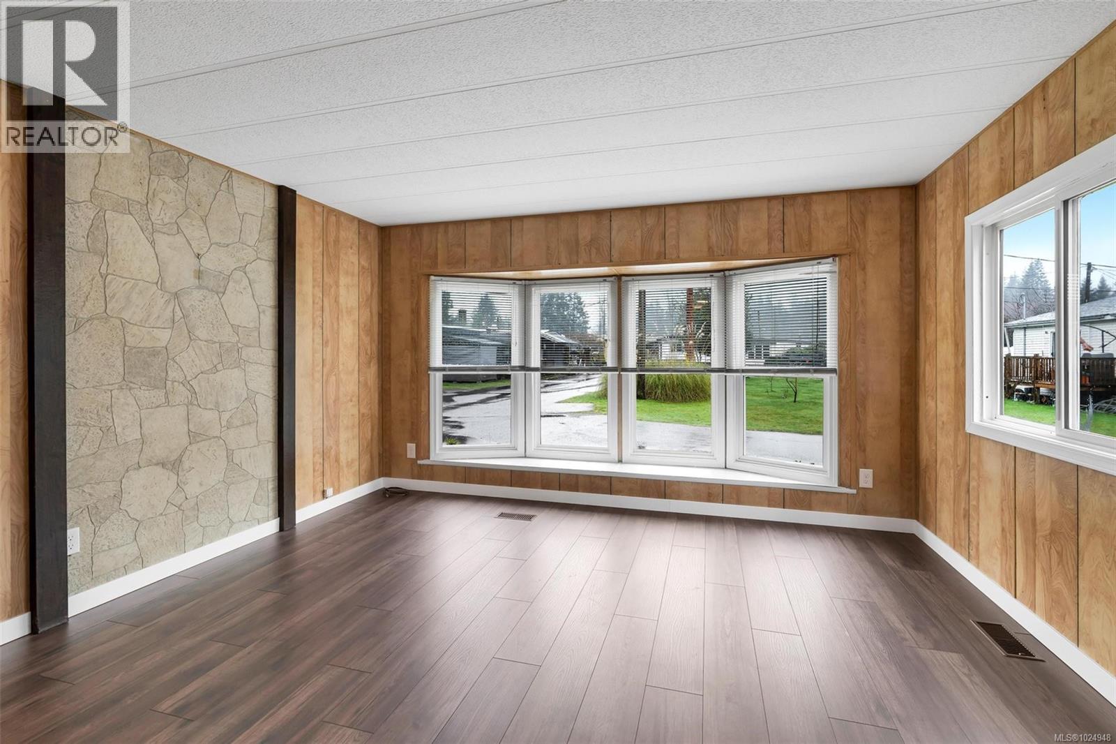 12 10860 Chemainus Rd - Photo 3 of 17, Saltair, British Columbia