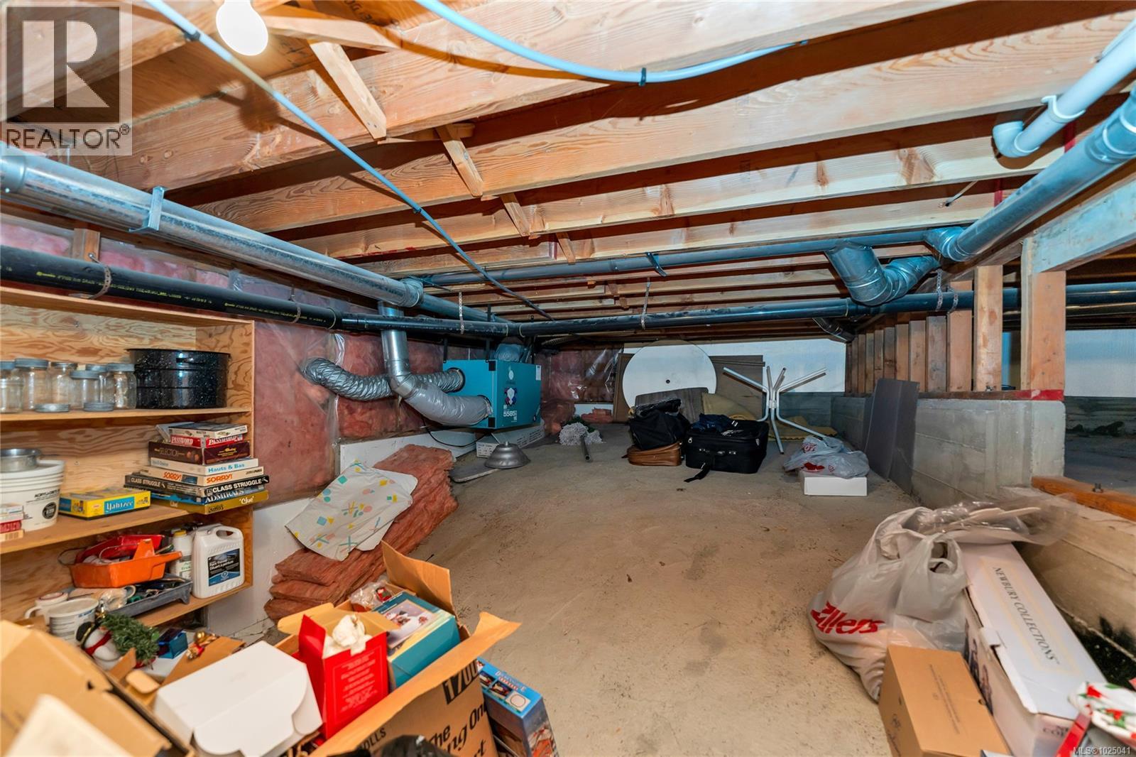 Single Family House for Sale in  Miller Ave Saanich 