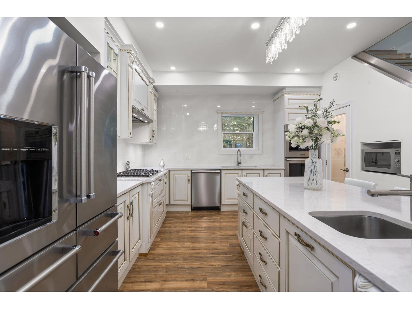 12468 CARR STREET, Mission