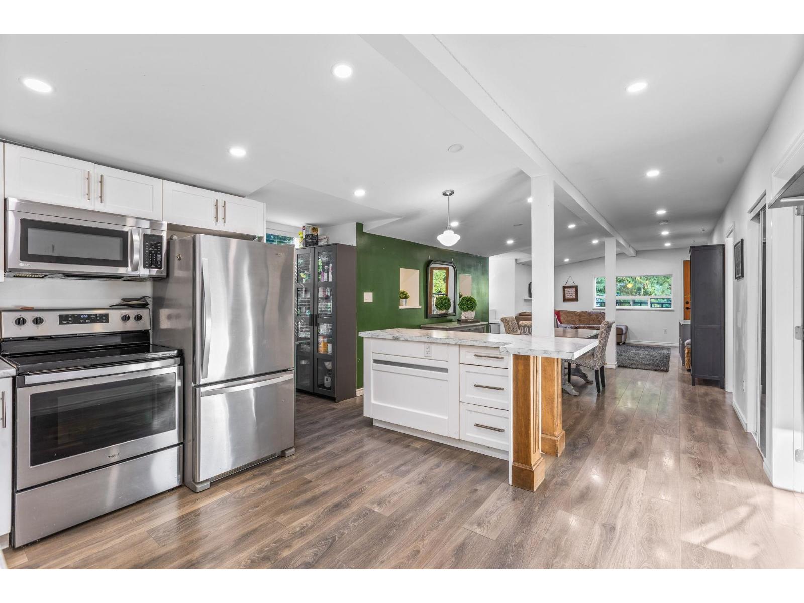 12468 CARR STREET, Mission