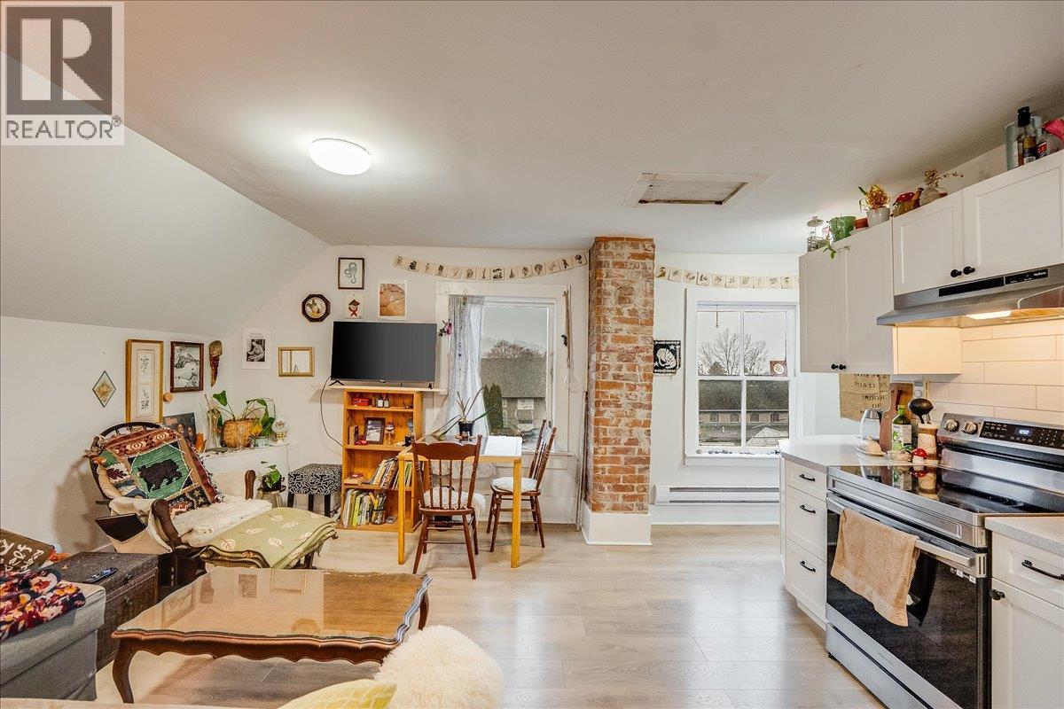 712 JOSEPHINE Street - 17