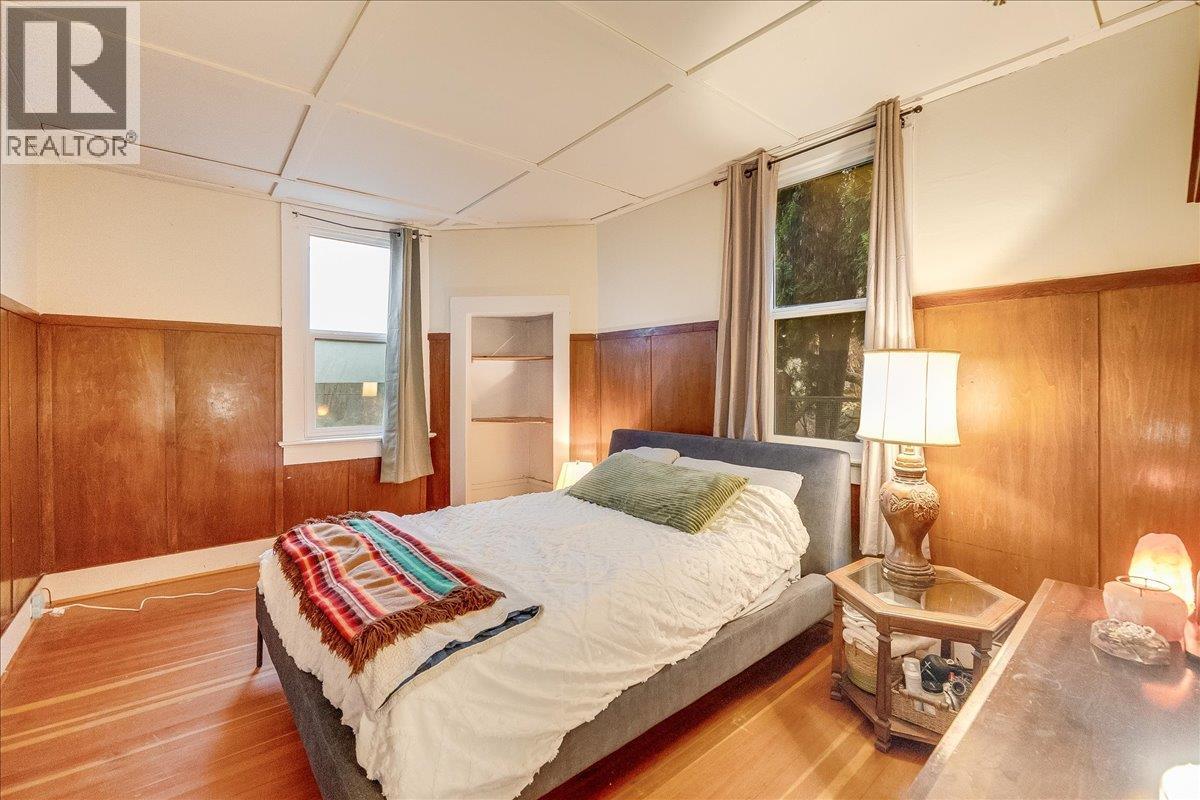 712 JOSEPHINE Street - 50