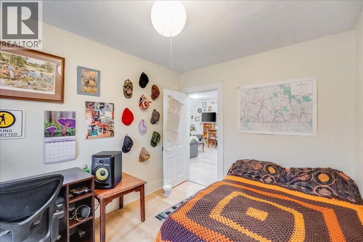 712 JOSEPHINE Street, Nelson