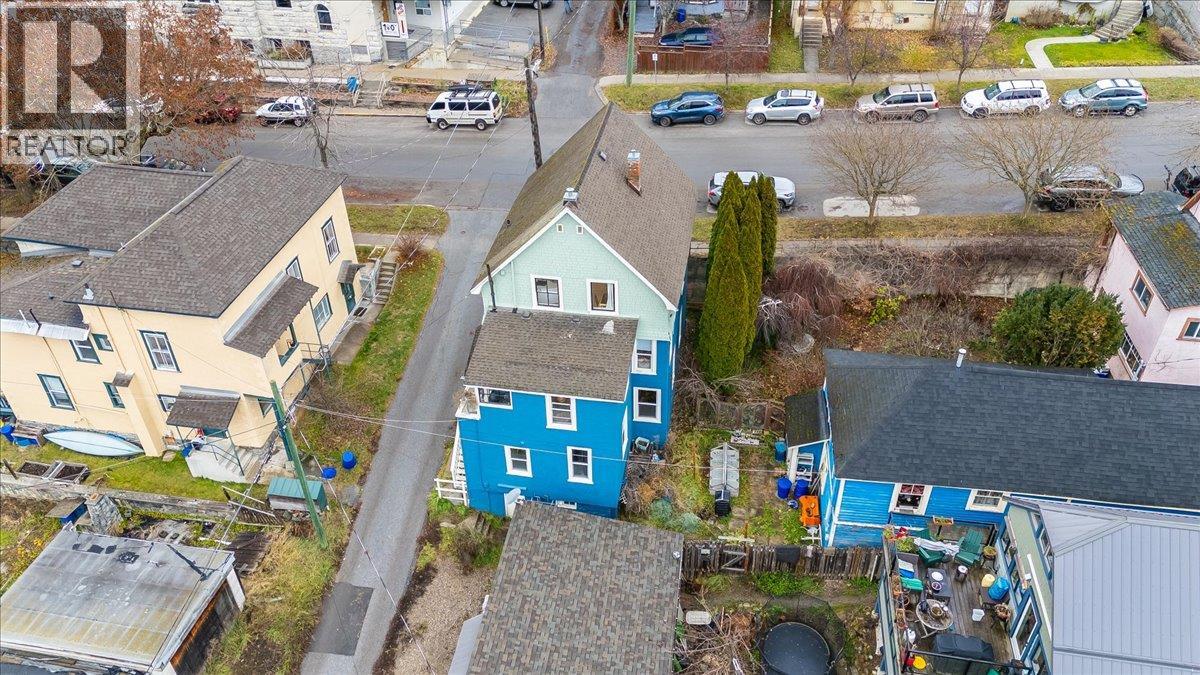 712 JOSEPHINE Street, Nelson