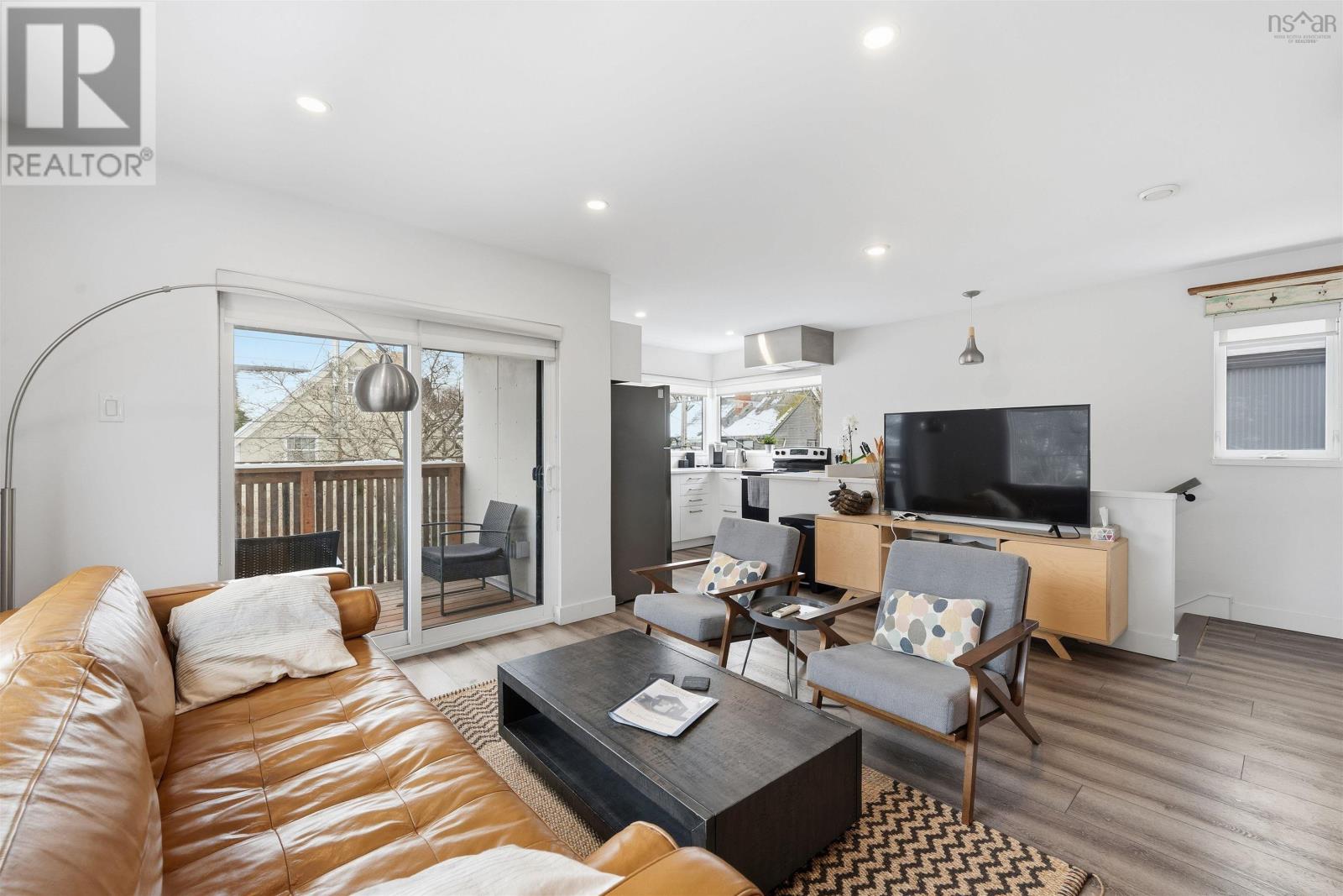 Property 31 of 49 of 3188/3190 Isleville Street