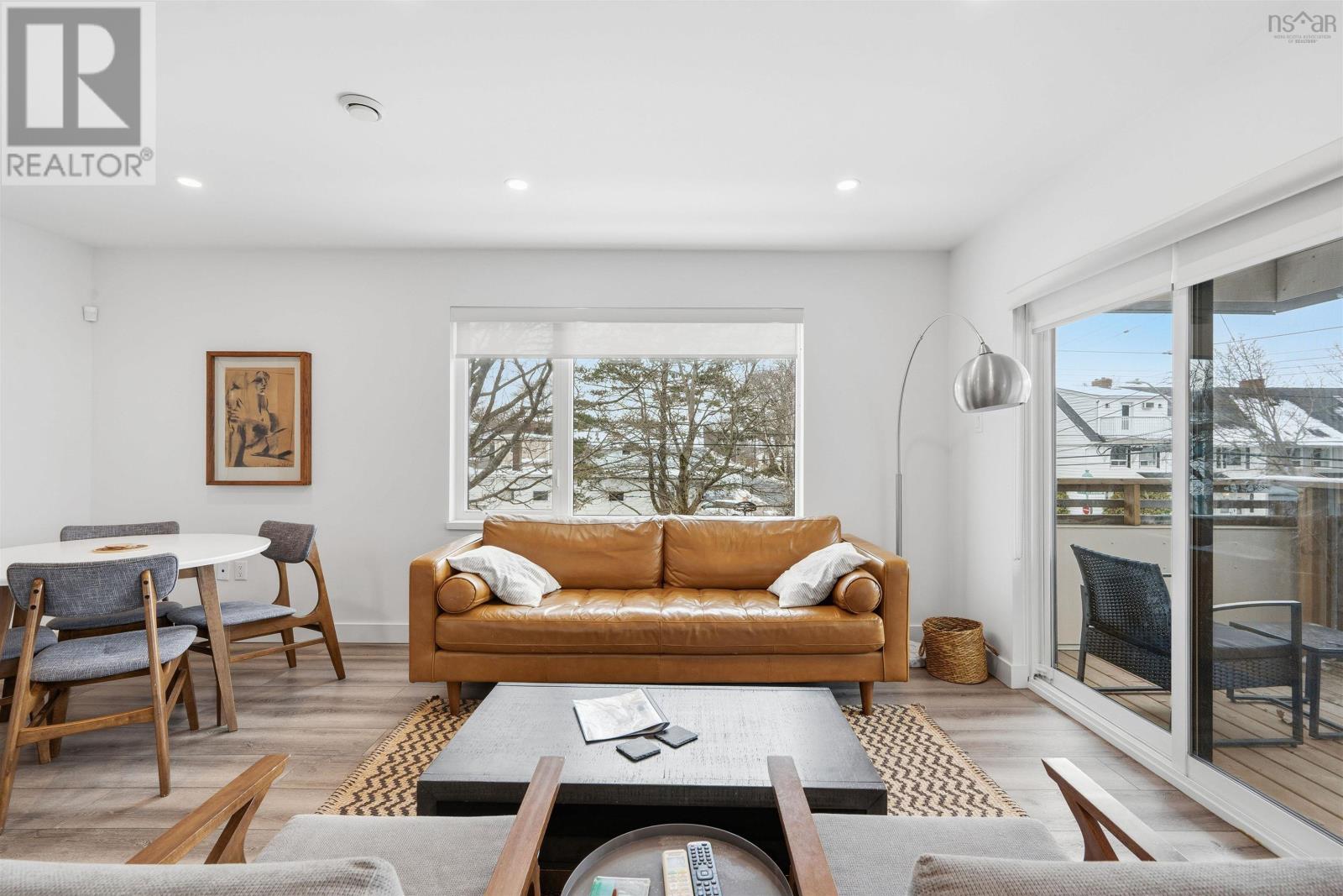 Property 29 of 49 of 3188/3190 Isleville Street